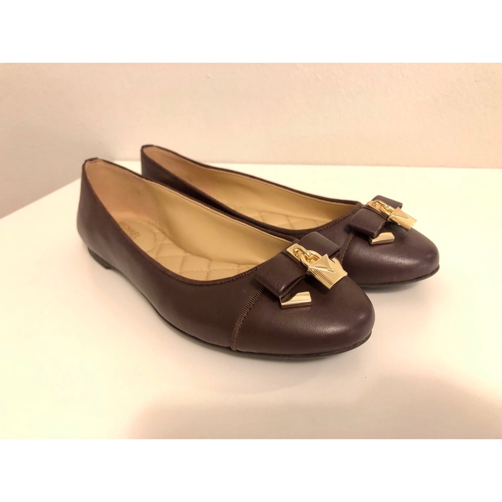 ❌SOLD❌ Michael Kors Leather Ballet Flats🌺 - Picture 2 of 15